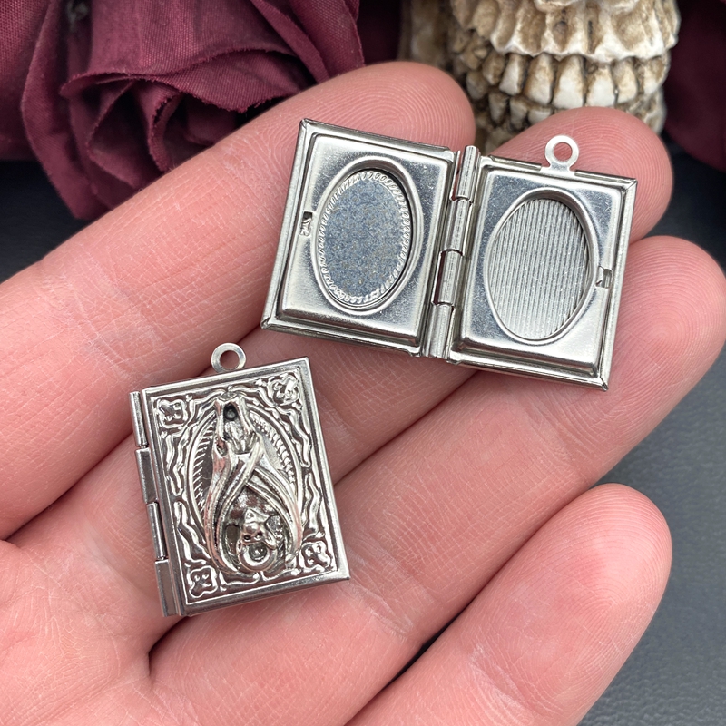 2psc Dainty Bat Book Locket Ch – Jewelry Making Books Bewertung und Preis